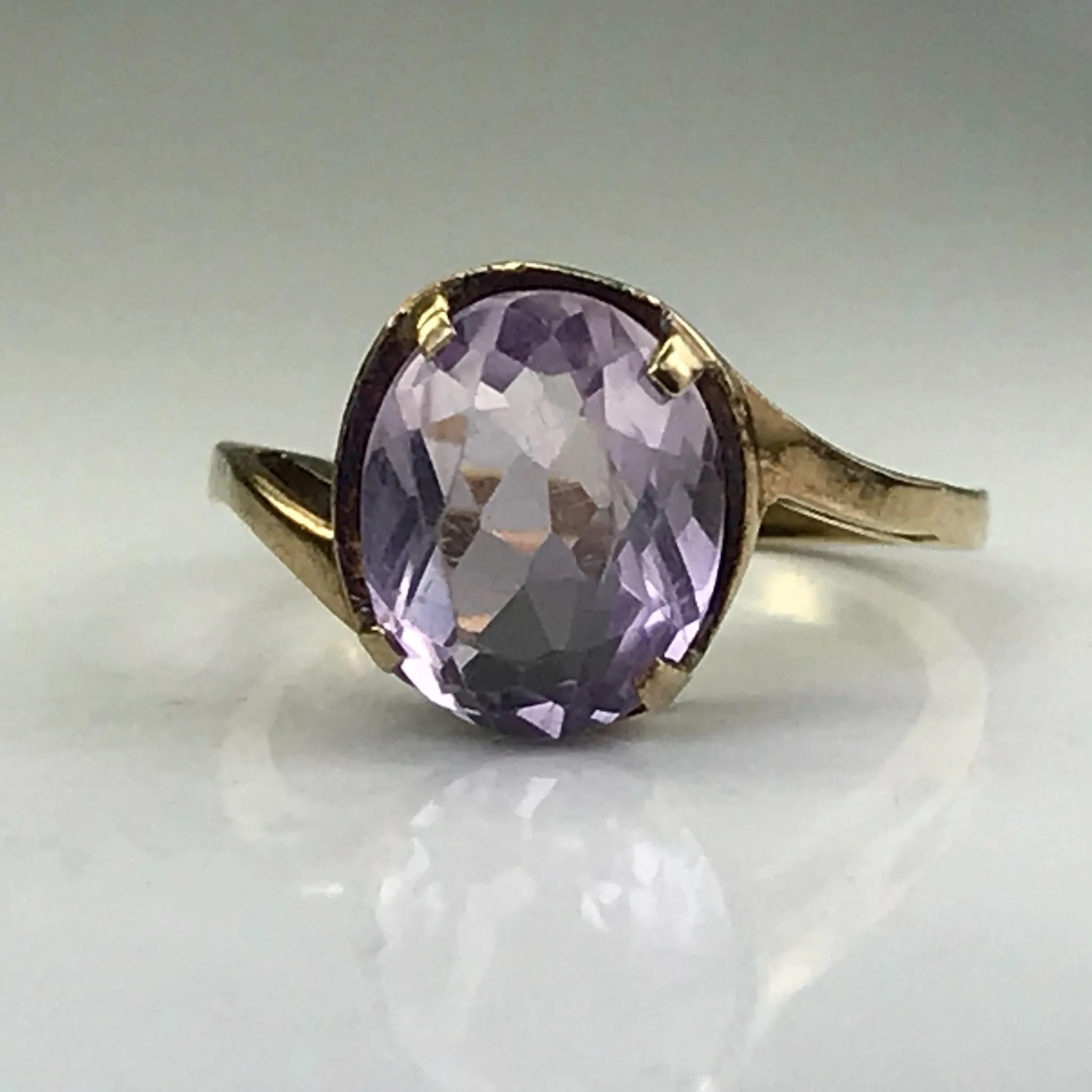 Amethyst Ring in Rose Gold. February Birthstone. 6th Anniversary. Vintage Estate Jewelry.