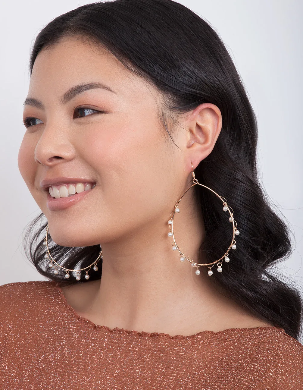 Gold Fine Faux Pearl Earring